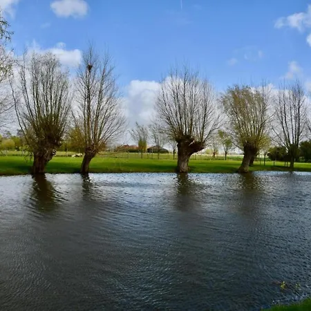 In Near The Nieuwpoort