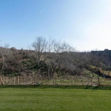 In Near The Апартаменты